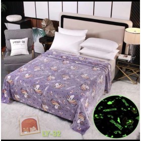 Koc swięcące w ciemności