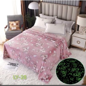 Koc swięcące w ciemności